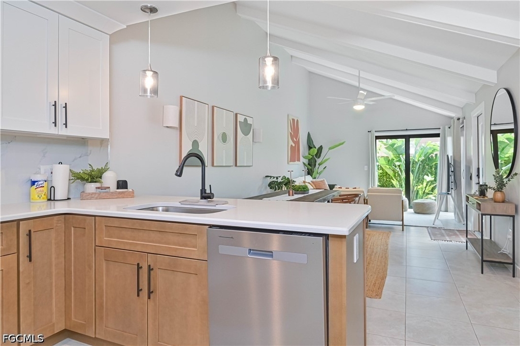 6386 Royal Woods Drive - Photo 16