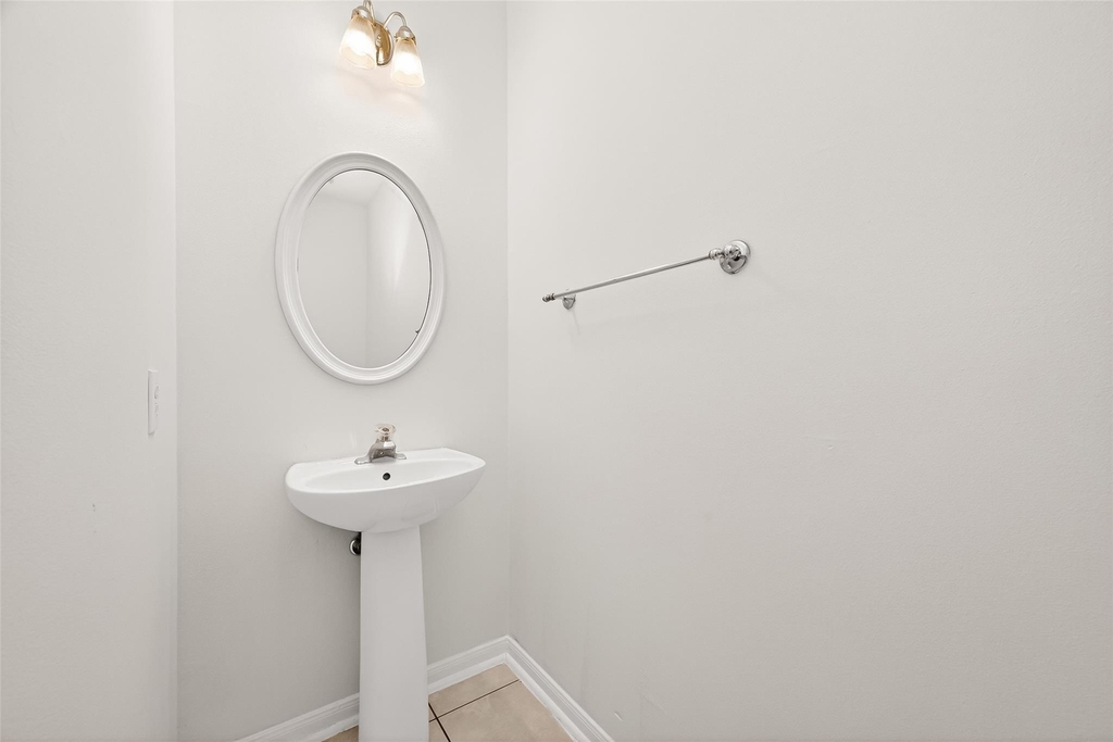 4719 Cashel Circle - Photo 5
