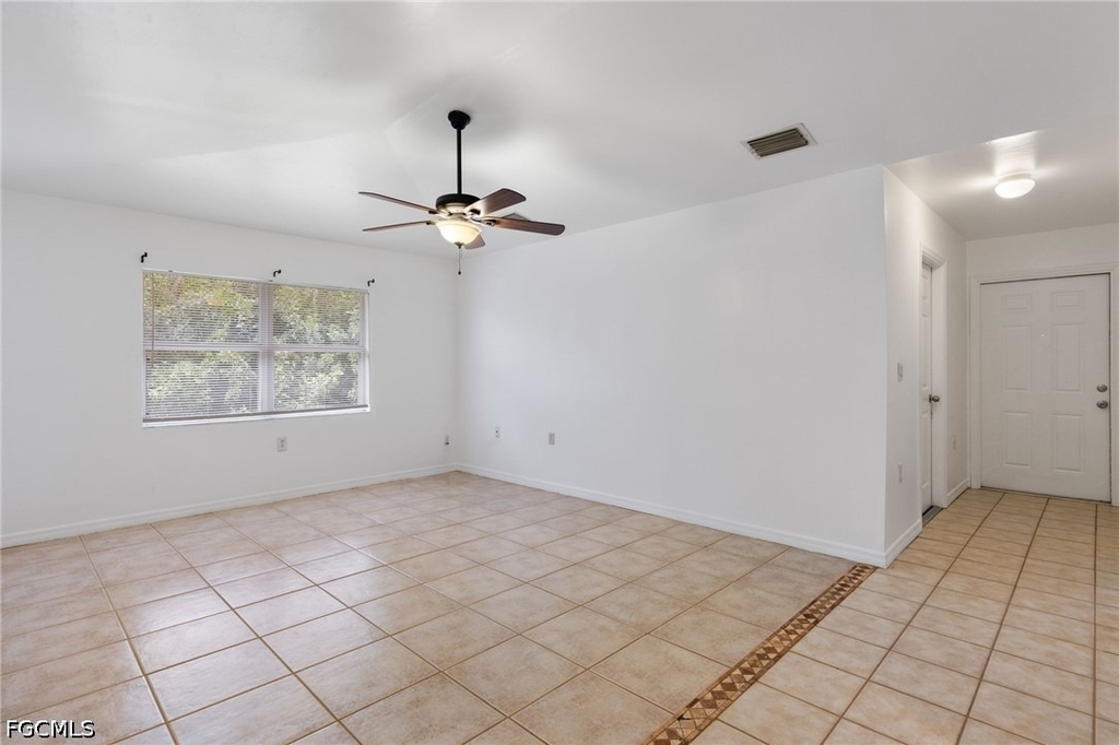 221 Meadow Road - Photo 3