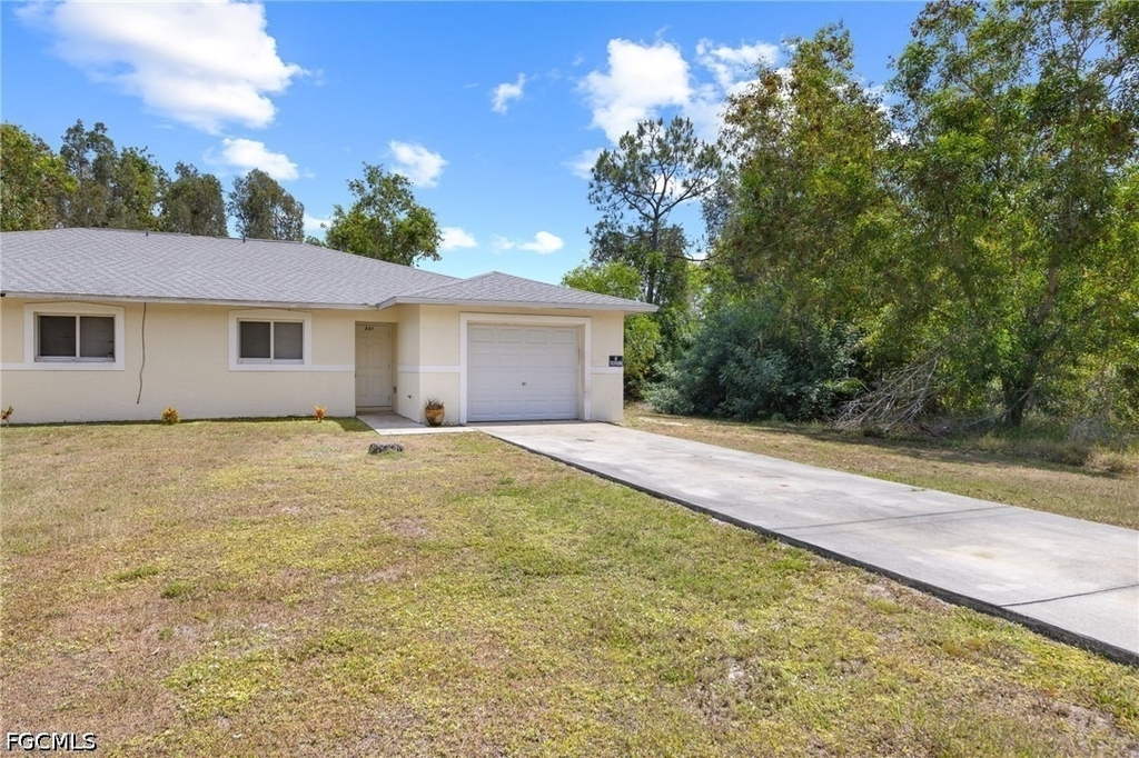 221 Meadow Road - Photo 0