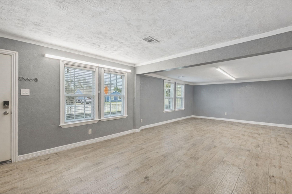 105 Pompano Avenue - Photo 5