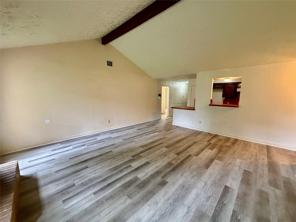 5015 Glendower Drive - Photo 6