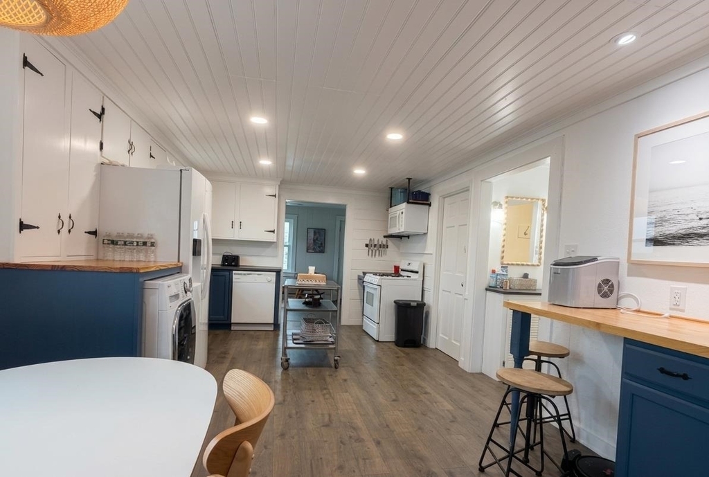 540 Hudson - Photo 3