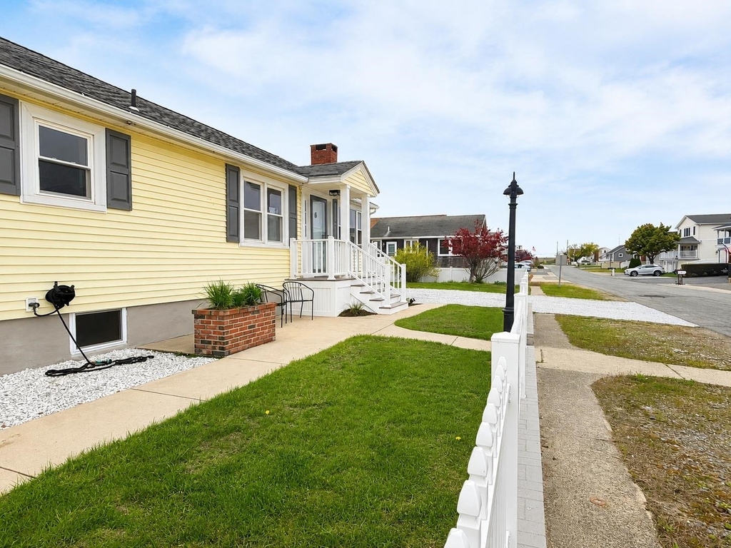 540 Hudson - Photo 1
