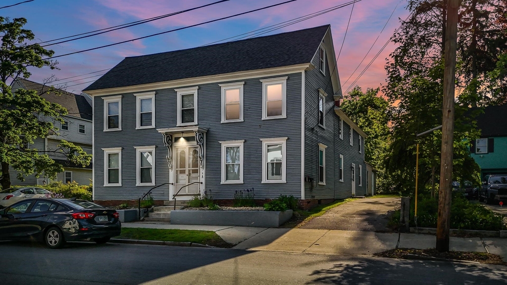 137 Locust - Photo 20