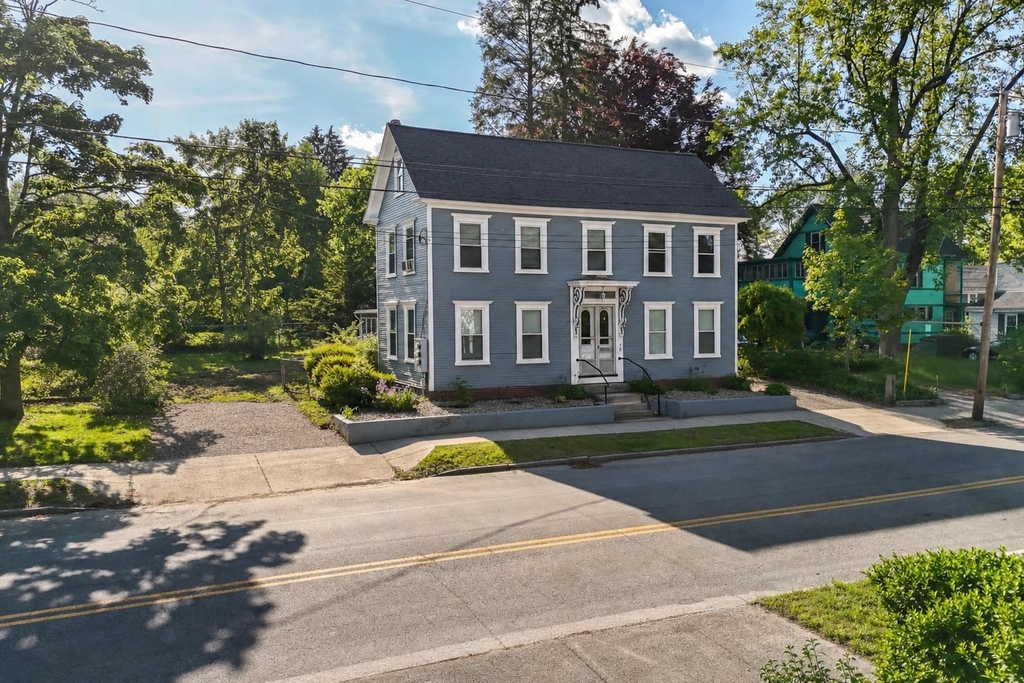 137 Locust - Photo 1