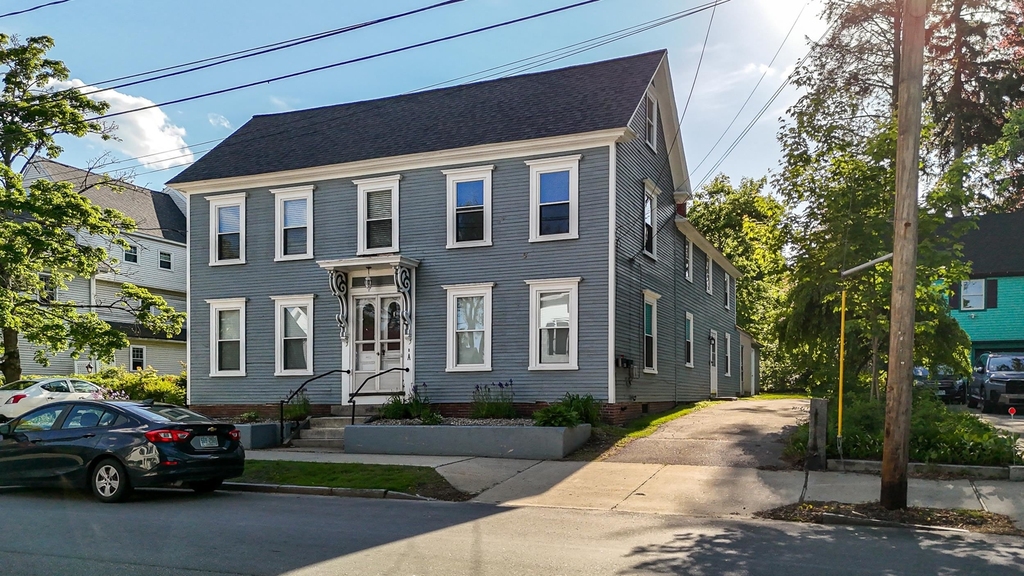 137 Locust - Photo 19