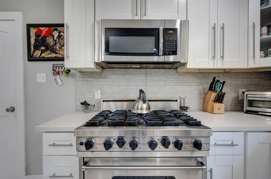 5205 Irvington Boulevard - Photo 3