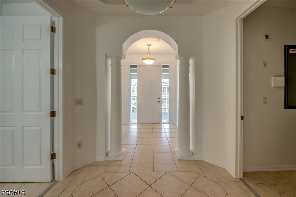 15250 Riverbend Boulevard - Photo 3