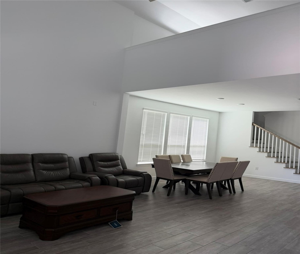25318 Loch Doon Drive - Photo 4