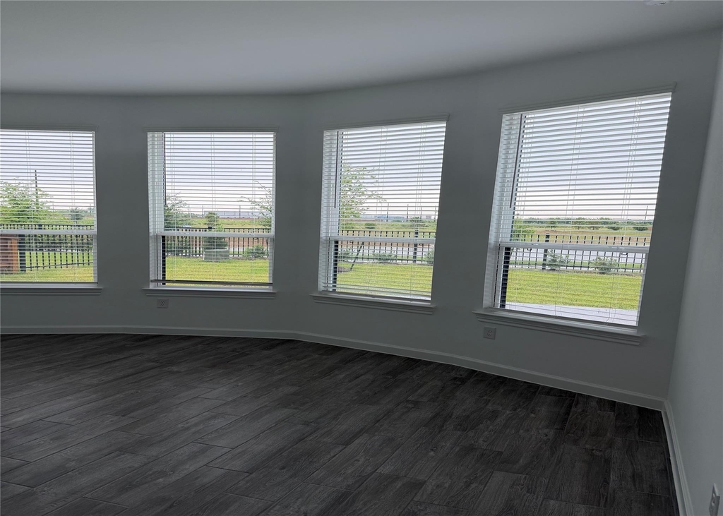 25318 Loch Doon Drive - Photo 19