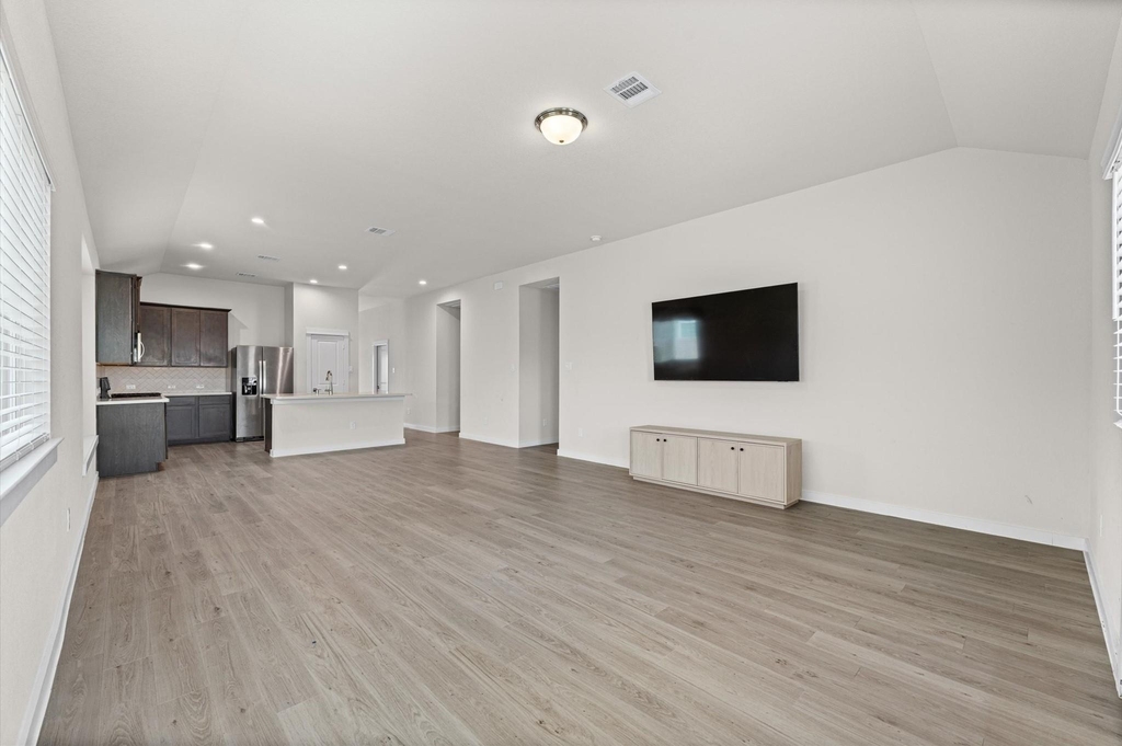21409 Mary Myrtle Street - Photo 18