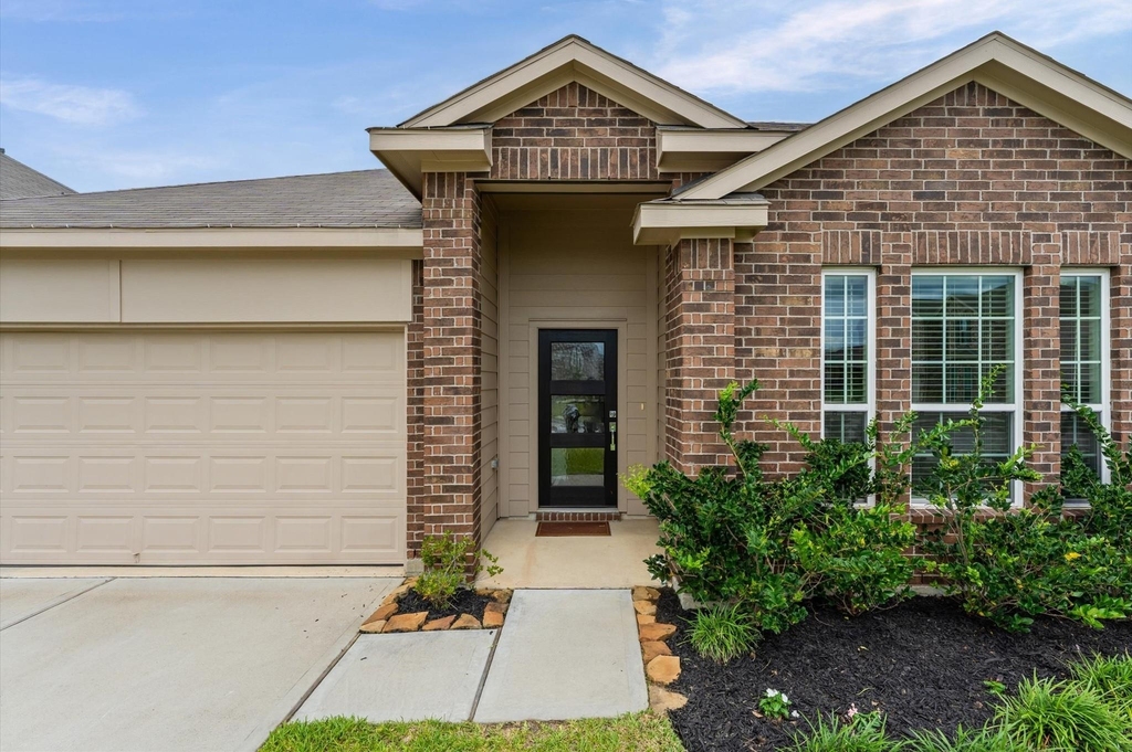 21409 Mary Myrtle Street - Photo 2