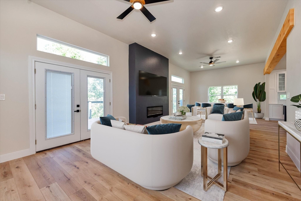 153 Bending Oaks Lane - Photo 1