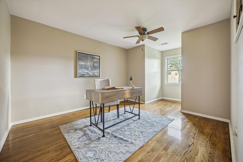 9813 Pine Lake Drive - Photo 2
