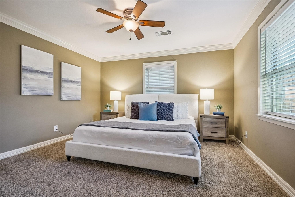 9813 Pine Lake Drive - Photo 12
