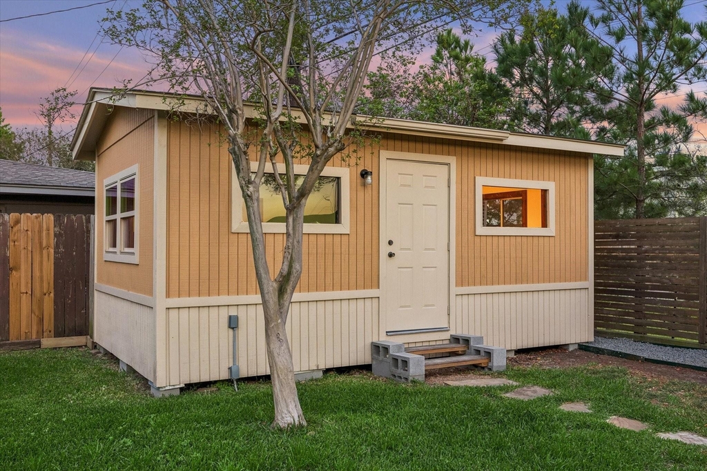 9813 Pine Lake Drive - Photo 22