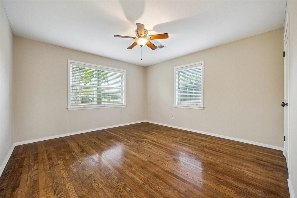 9813 Pine Lake Drive - Photo 15