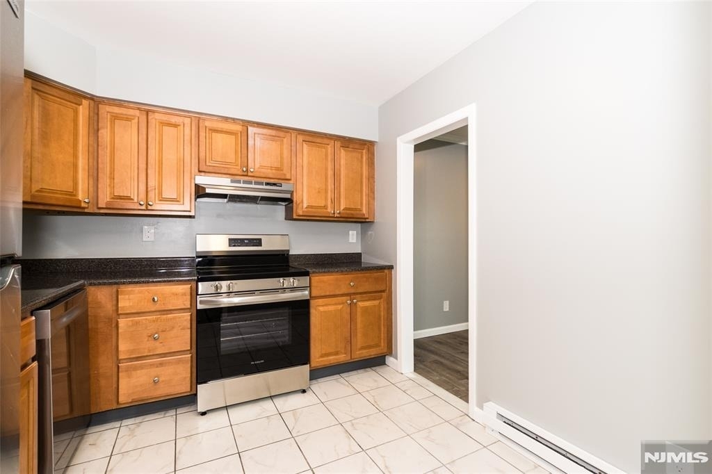 190 Park - Photo 16