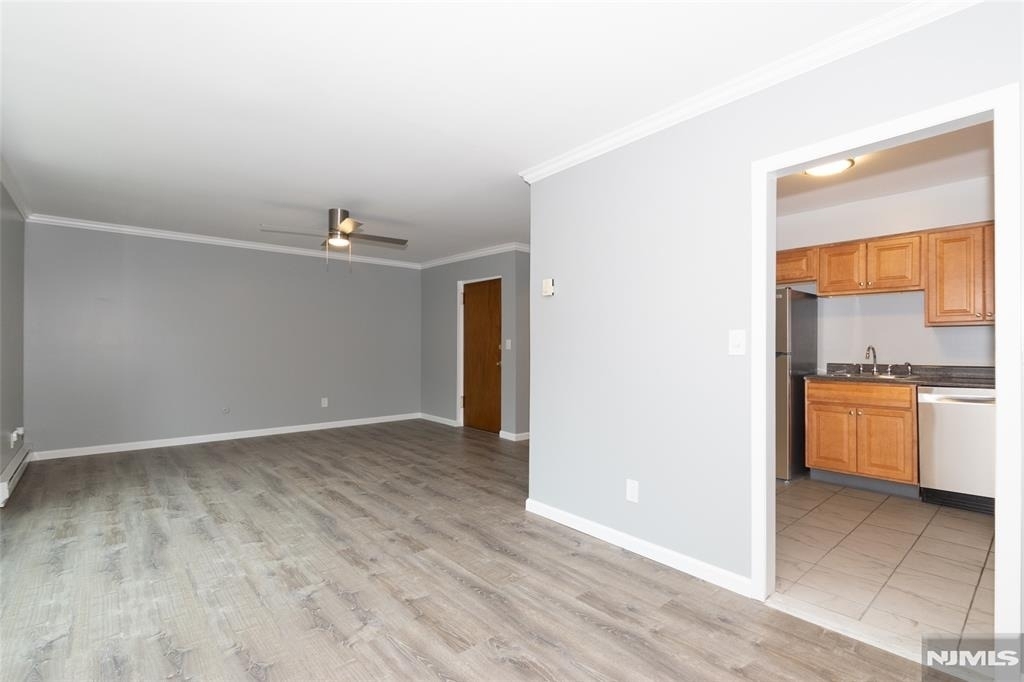 190 Park - Photo 13