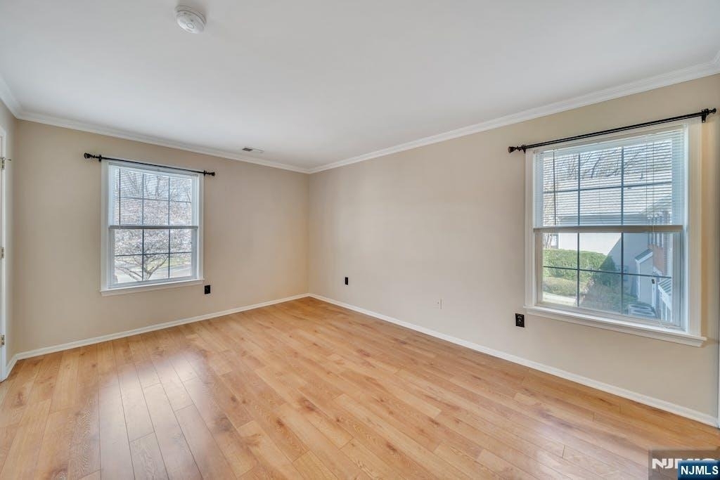 1041 Cumberland - Photo 8