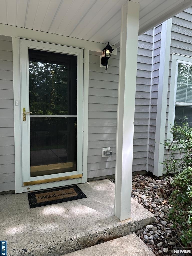 1225 Richmond - Photo 1