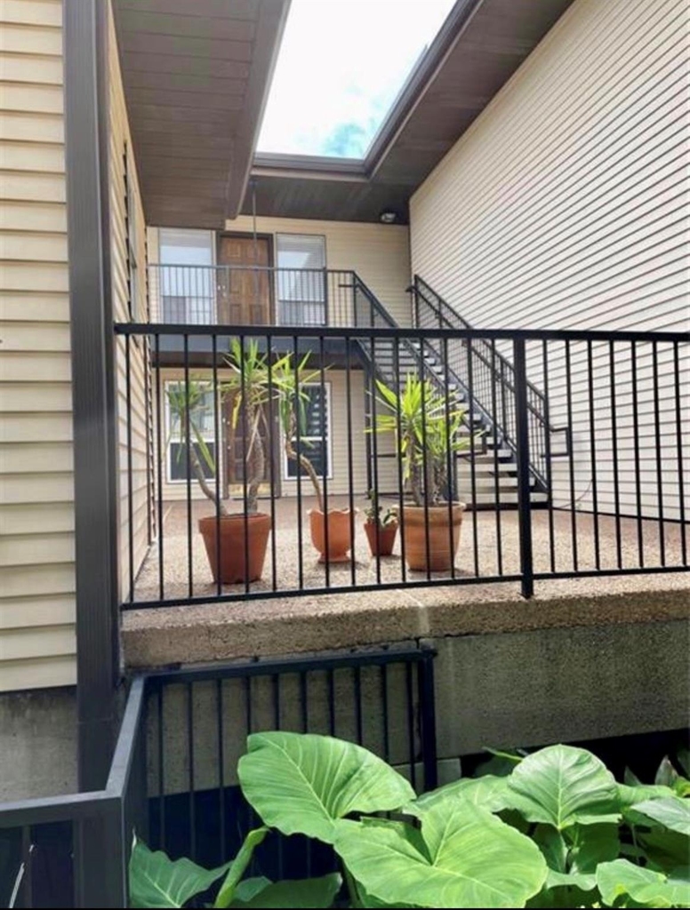 2515 Shakespeare Street - Photo 15
