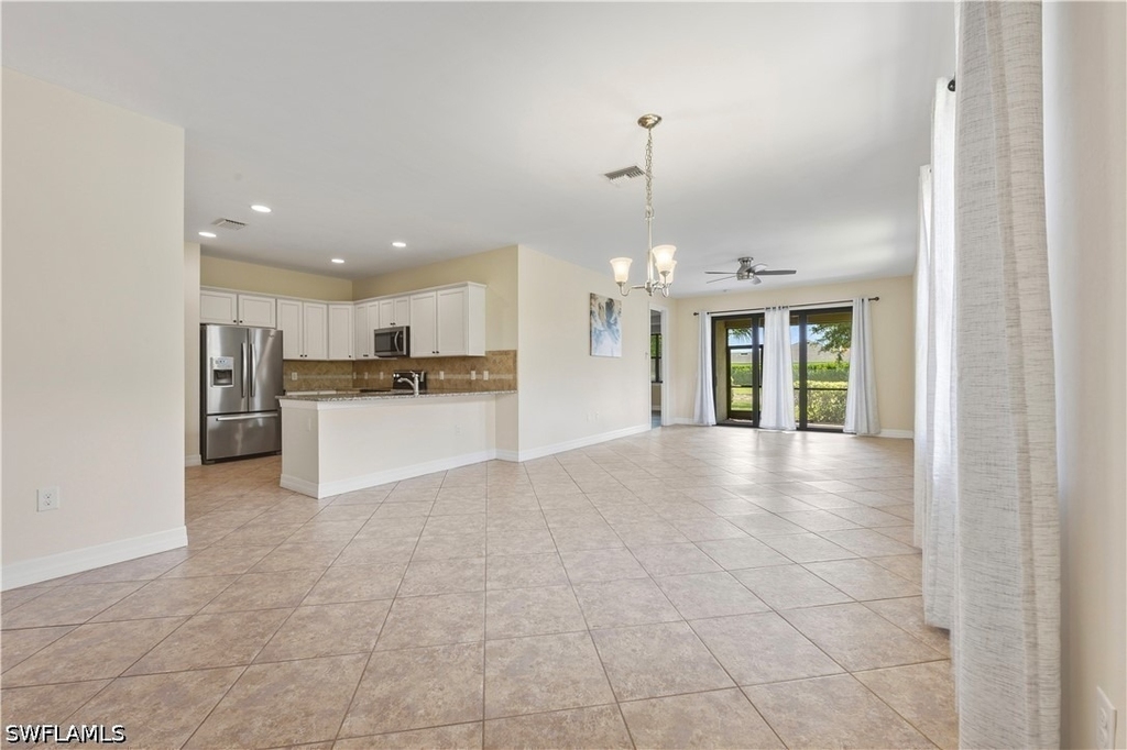 8010 Helena Court - Photo 4