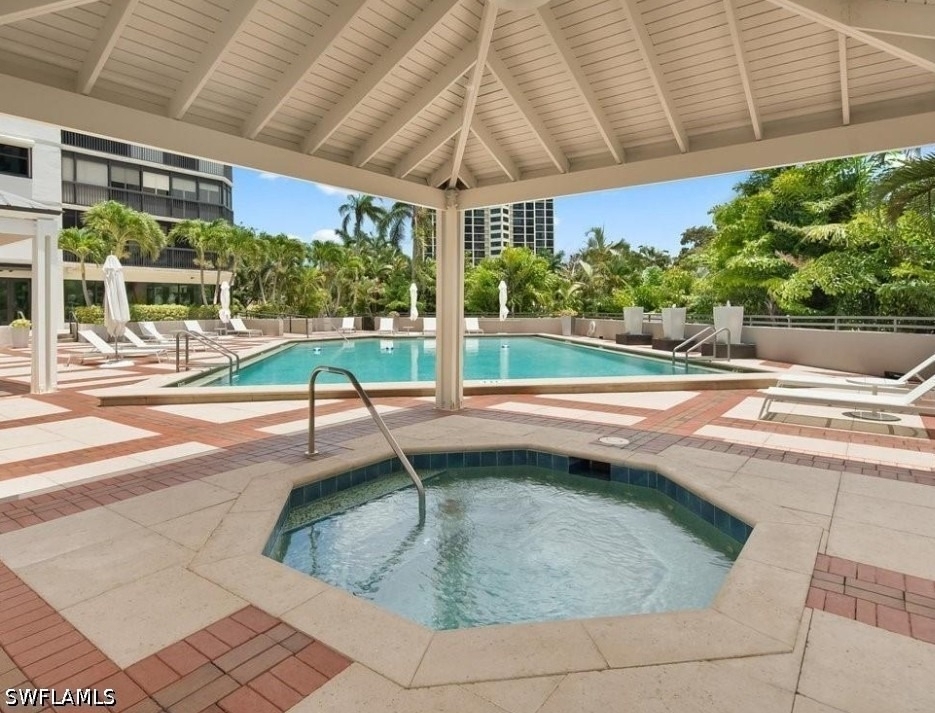 6075 Pelican Bay Boulevard - Photo 2