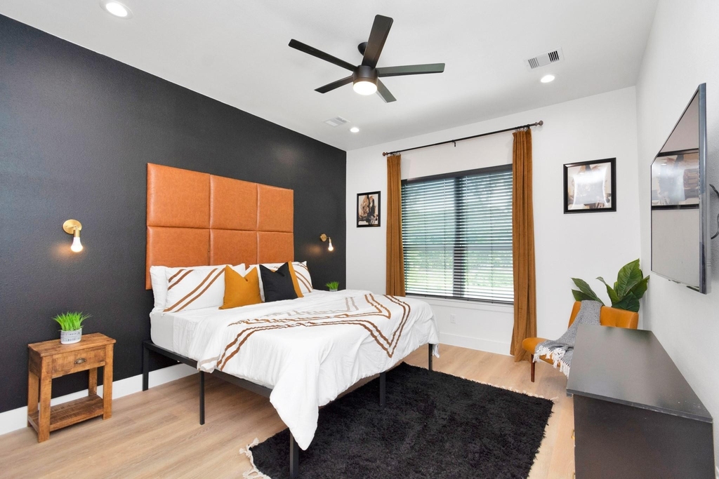 5308 Denmark Street - Photo 18