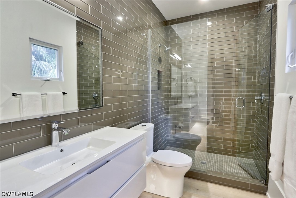 675 2nd Street S - Photo 25