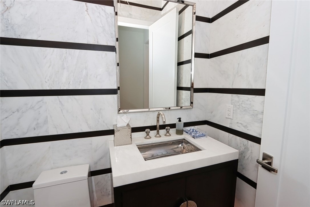 675 2nd Street S - Photo 34
