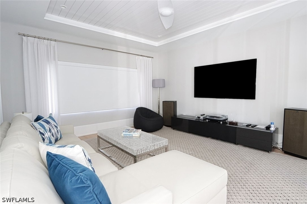 675 2nd Street S - Photo 27