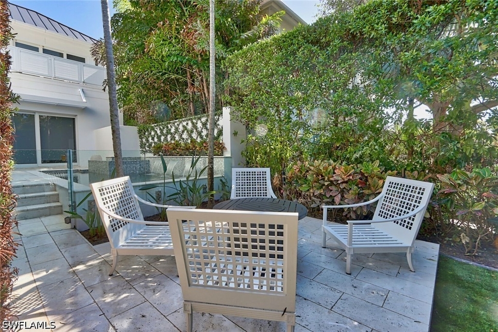 675 2nd Street S - Photo 37