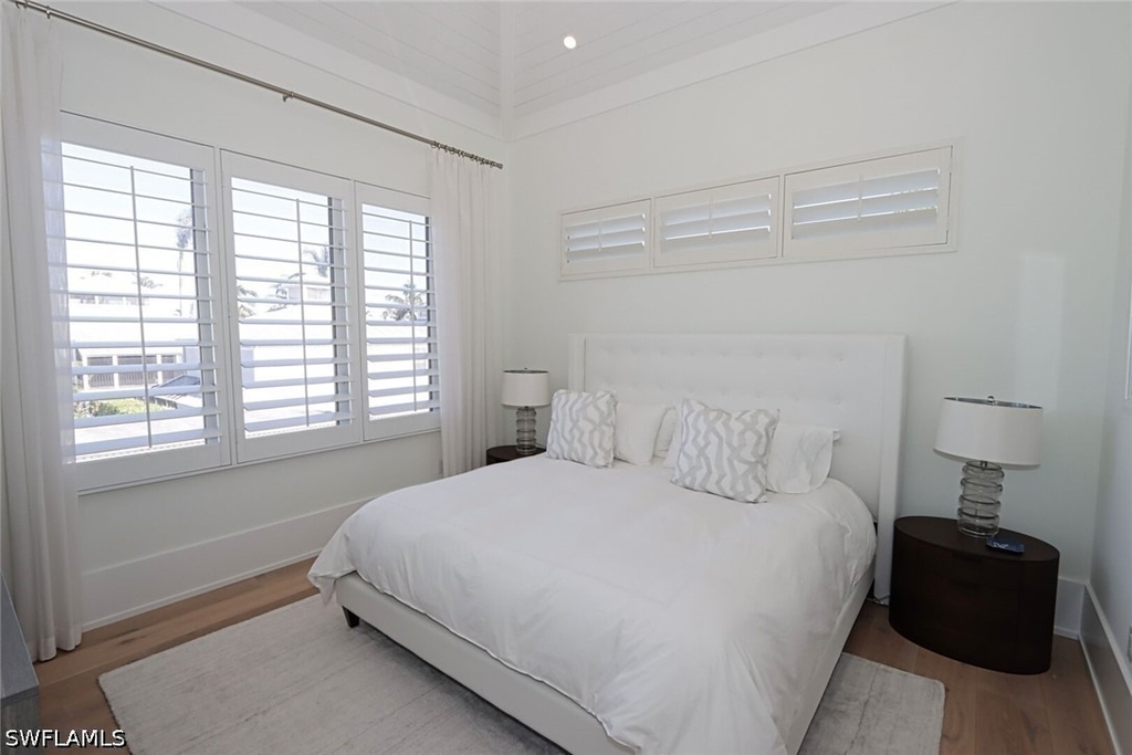 675 2nd Street S - Photo 18