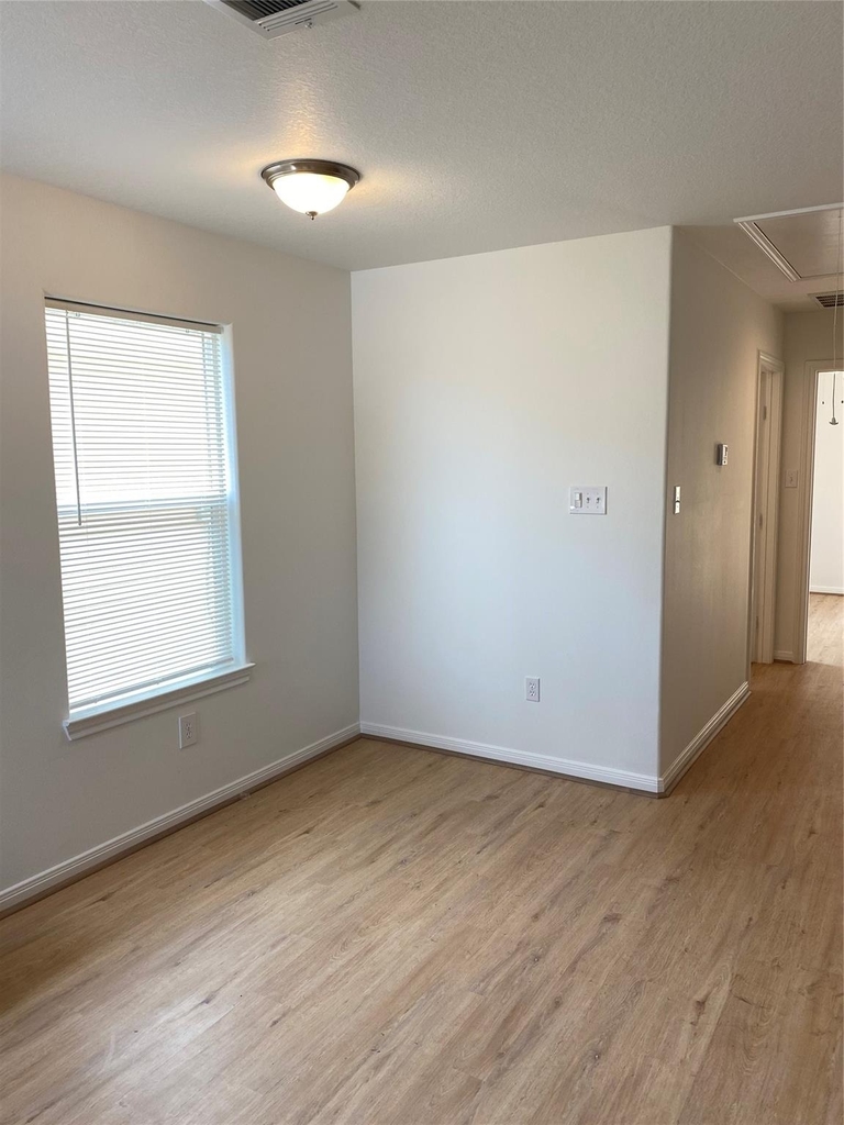 3722 Putnam Drive - Photo 6