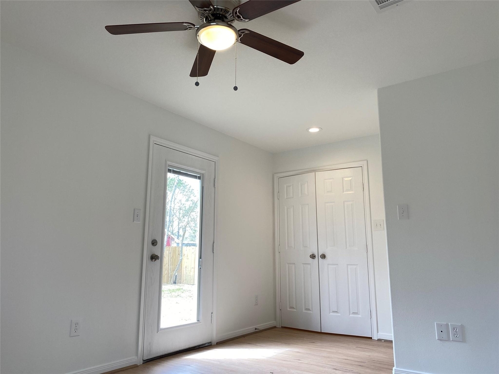3722 Putnam Drive - Photo 13