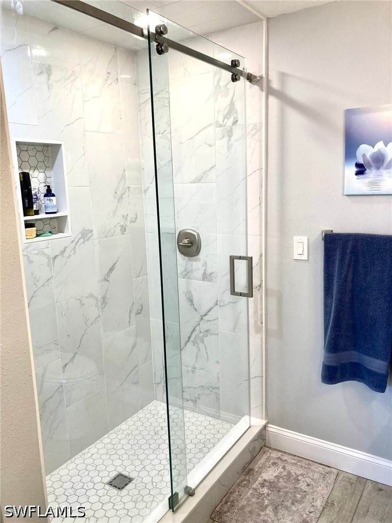 6750 Huntington Lakes Circle - Photo 4