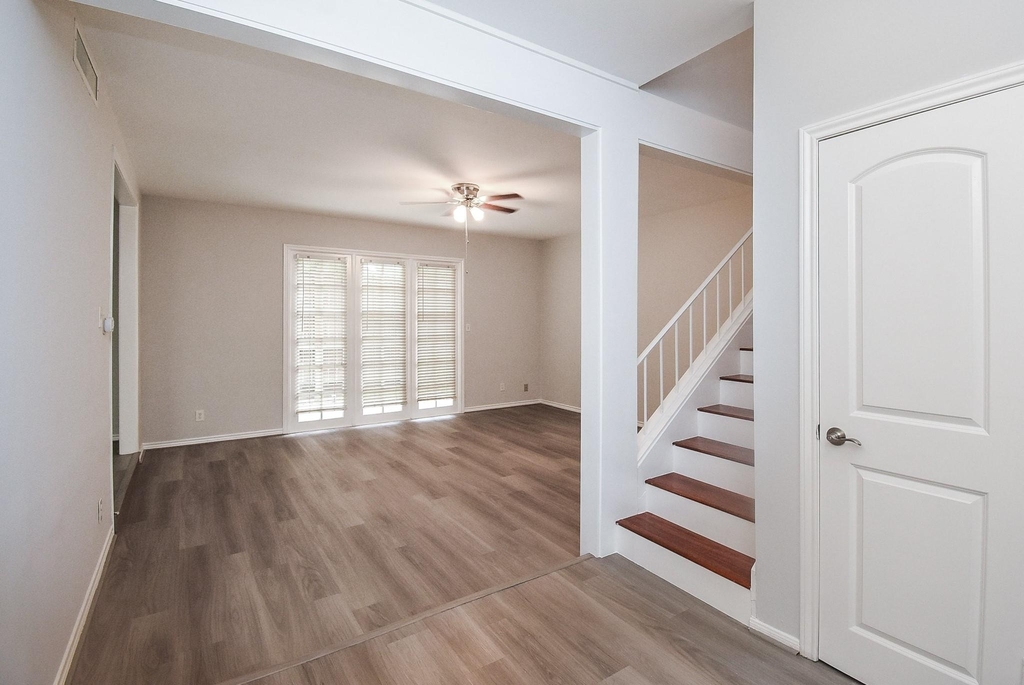 201 Vanderpool Lane - Photo 5