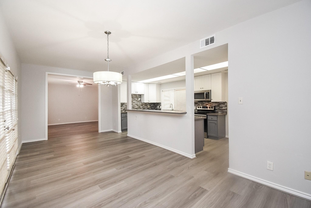 201 Vanderpool Lane - Photo 10