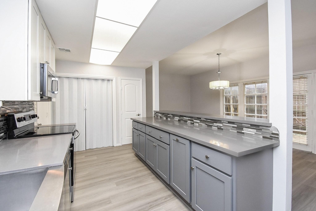 201 Vanderpool Lane - Photo 18