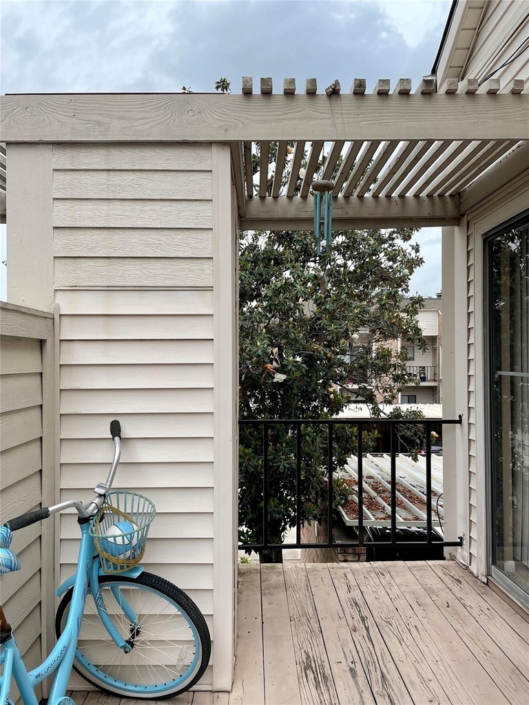 10130 Waterstone Drive - Photo 1