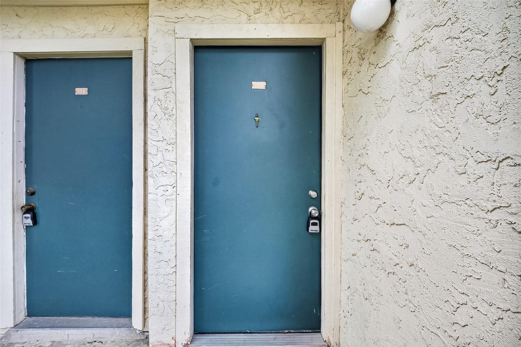 250 El Dorado Boulevard - Photo 3
