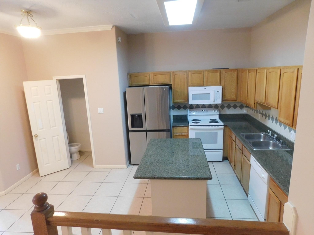 2710 Grants Lake Boulevard - Photo 21