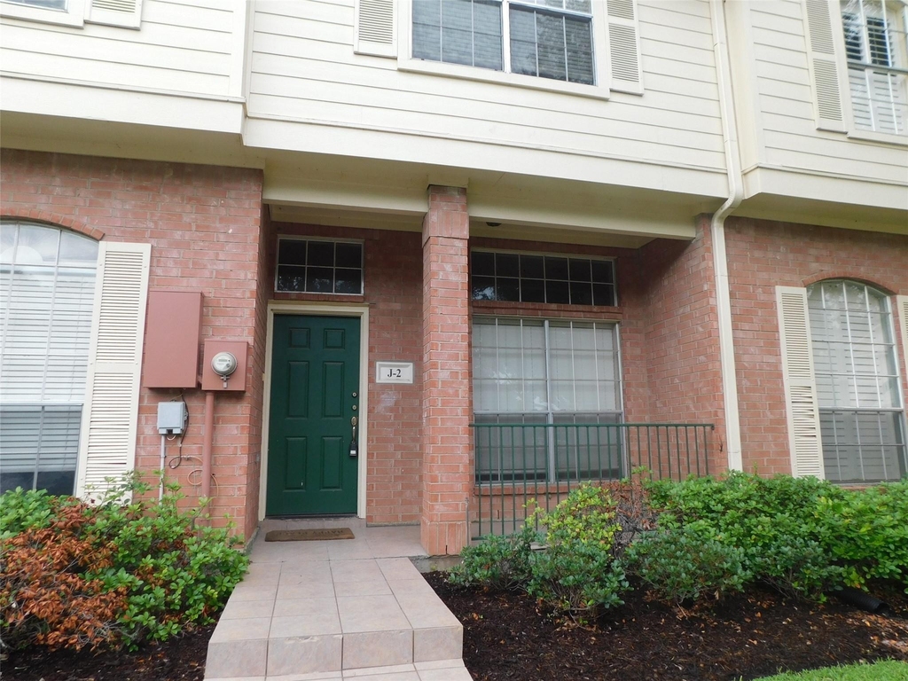 2710 Grants Lake Boulevard - Photo 3