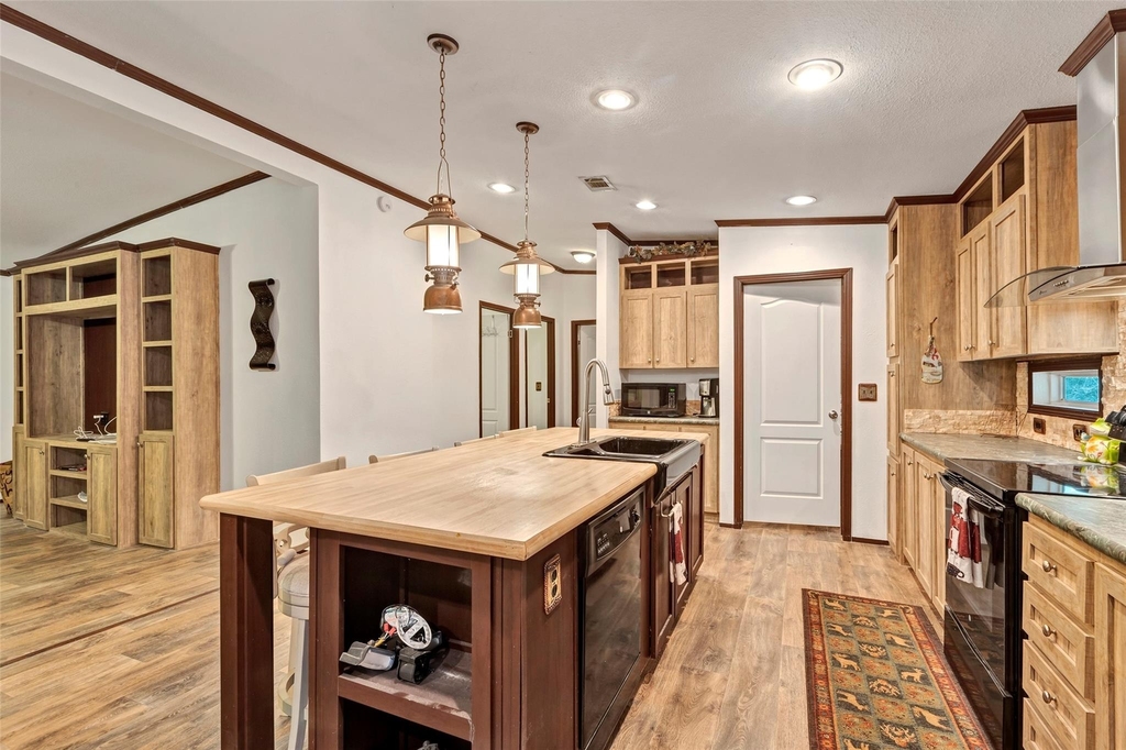 271 Shoreline Drive - Photo 6