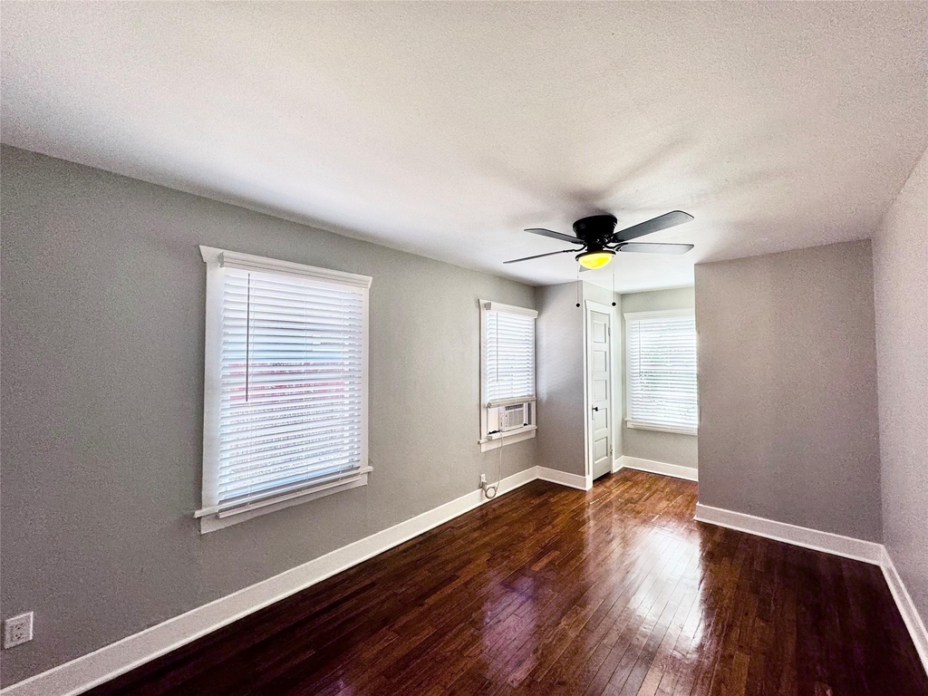 1018 Dunbar Street - Photo 21