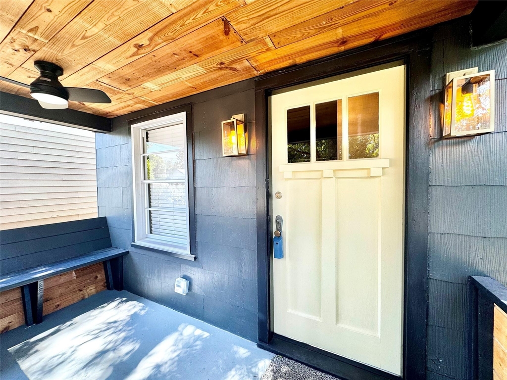 1018 Dunbar Street - Photo 5