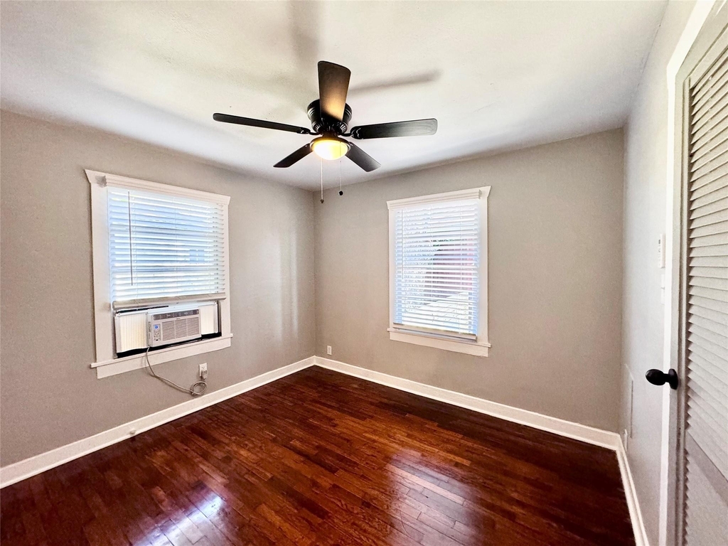 1018 Dunbar Street - Photo 25