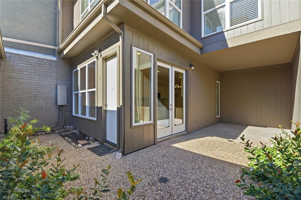 7535 Olympia Drive - Photo 30